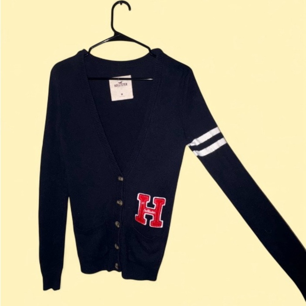 Vintage Hollister Women’s Y2K Navy Varsity Logo Cardigan Sweater - Size Medium